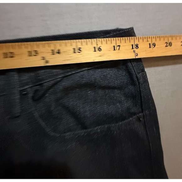 Rocawear Jeans Mens 36 Black Denim Logo Straight Flap Pocketed 36X31 Streetwear. - Picture 5 of 9